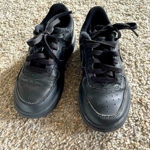 Nike kids sneakers size 11c